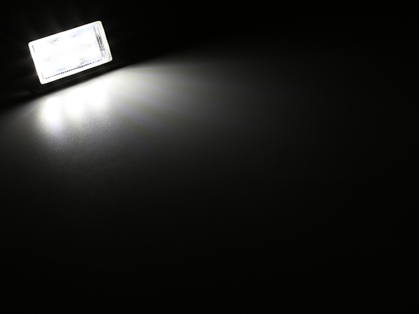 レーシングダッシュ LED ライセンスランプ(ナンバー灯） アウディ A3 S3 8P 8PA / A3 カブリオレ 8V / A4 S4 B6系  8E 8H / A6 S6 C6系 4F / A8 S8 D3系 4E D4系 4H / Q7